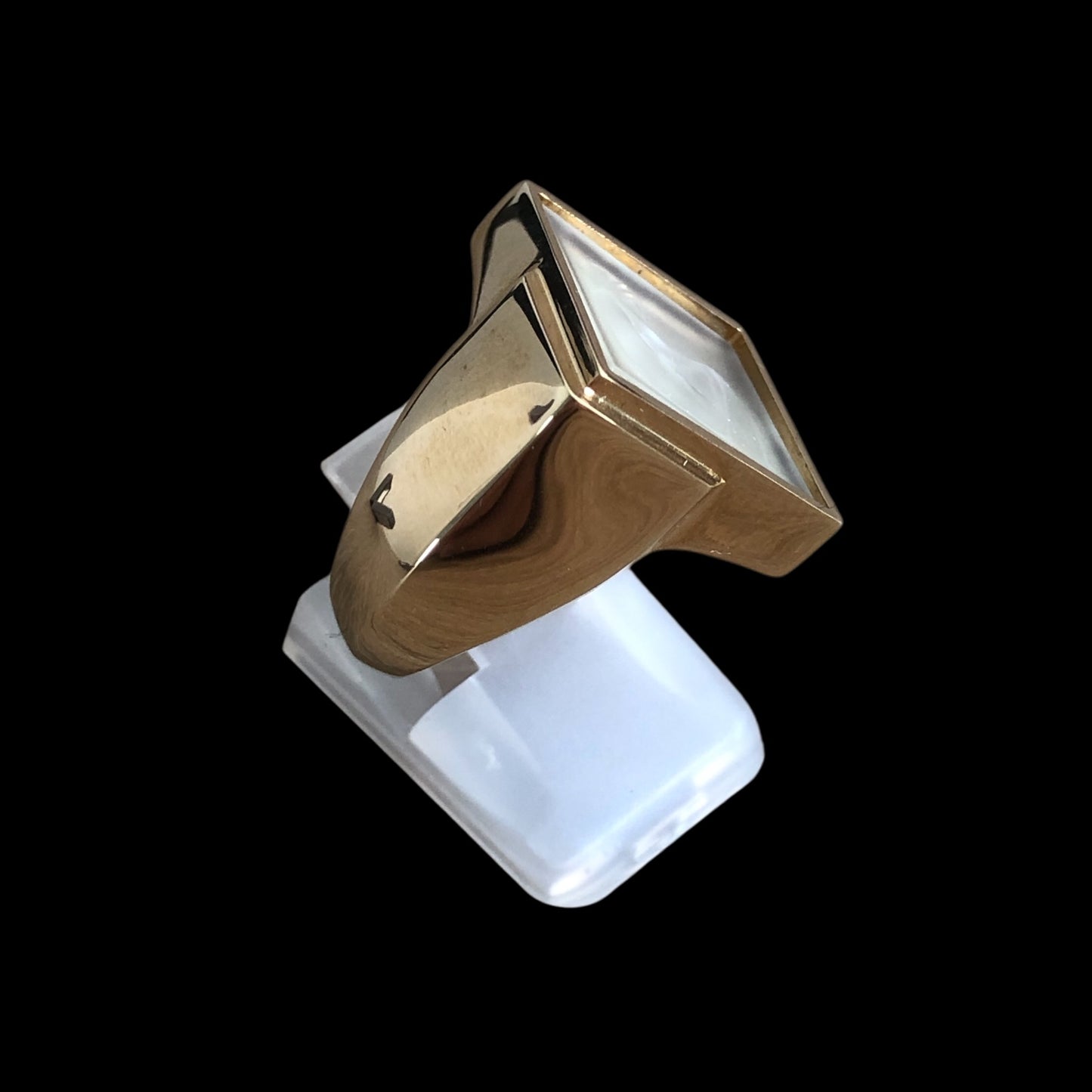 Ring signed “Lalique”
