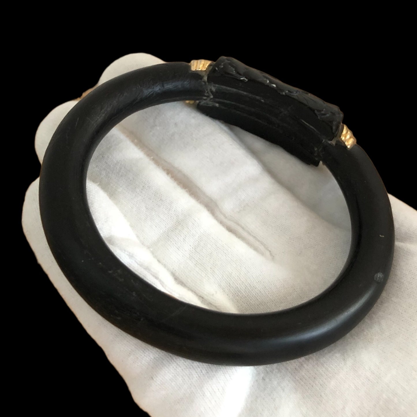 Bracelet signed “Givenchy”