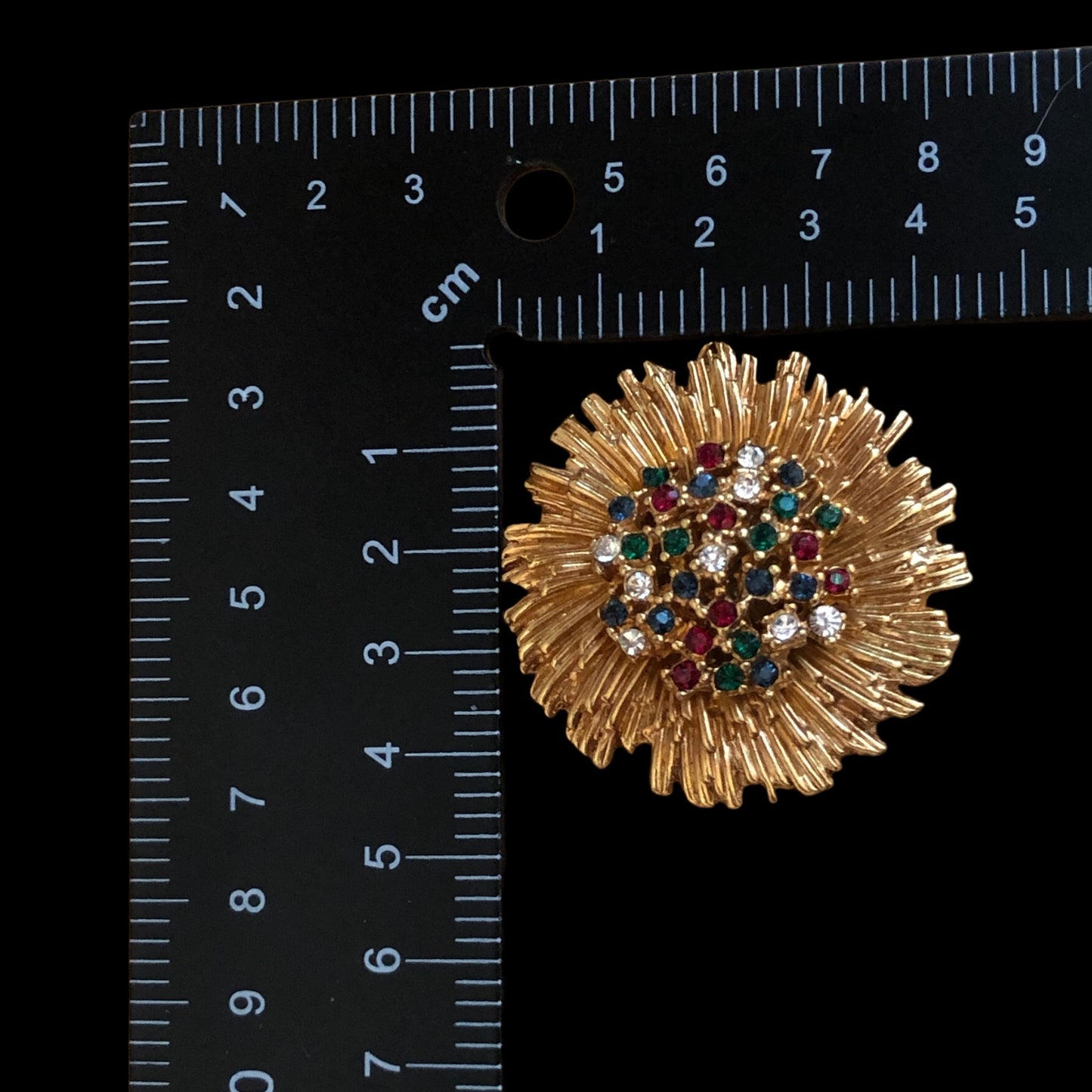 Brooch signed “Carven”