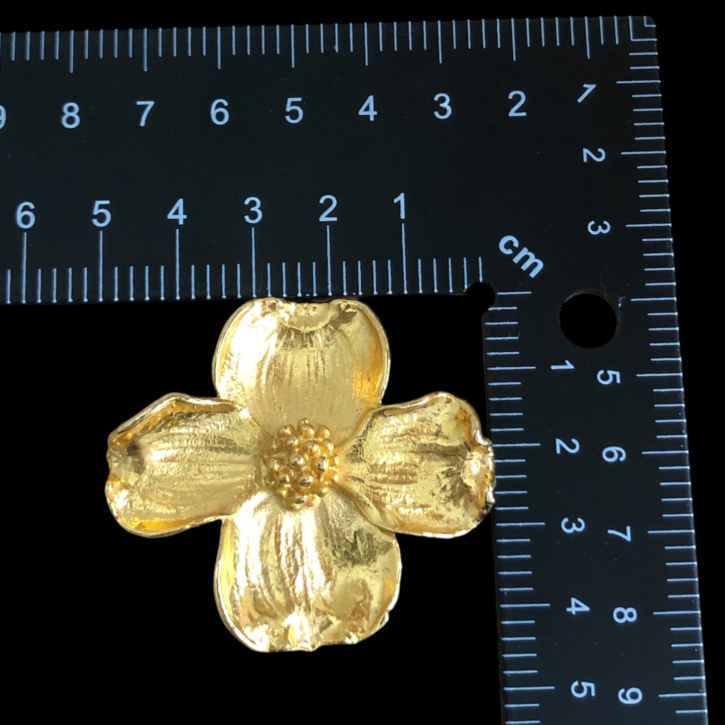 Brooch unsigned “Robert Goossens”