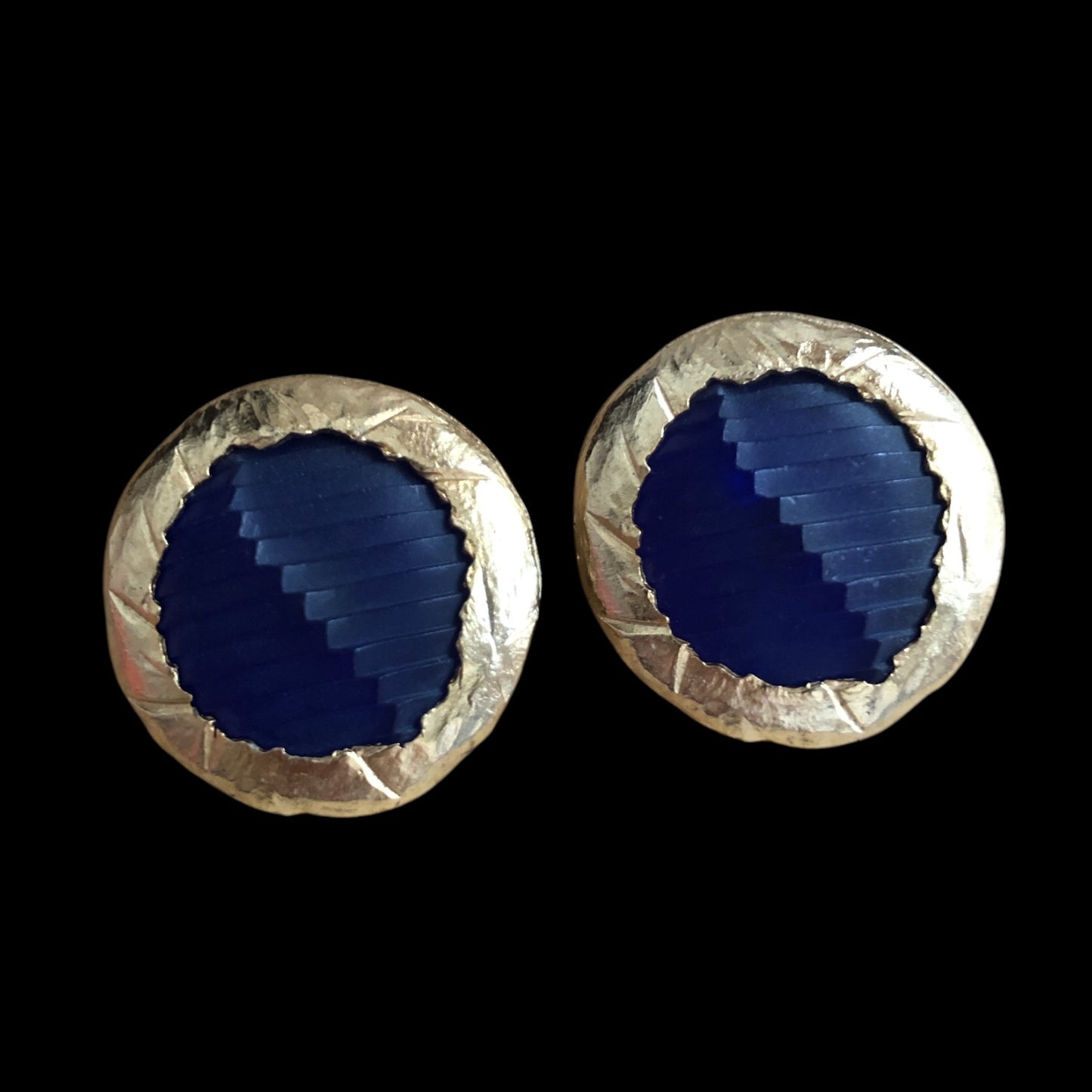 Clip earrings signed “Claude Montana”