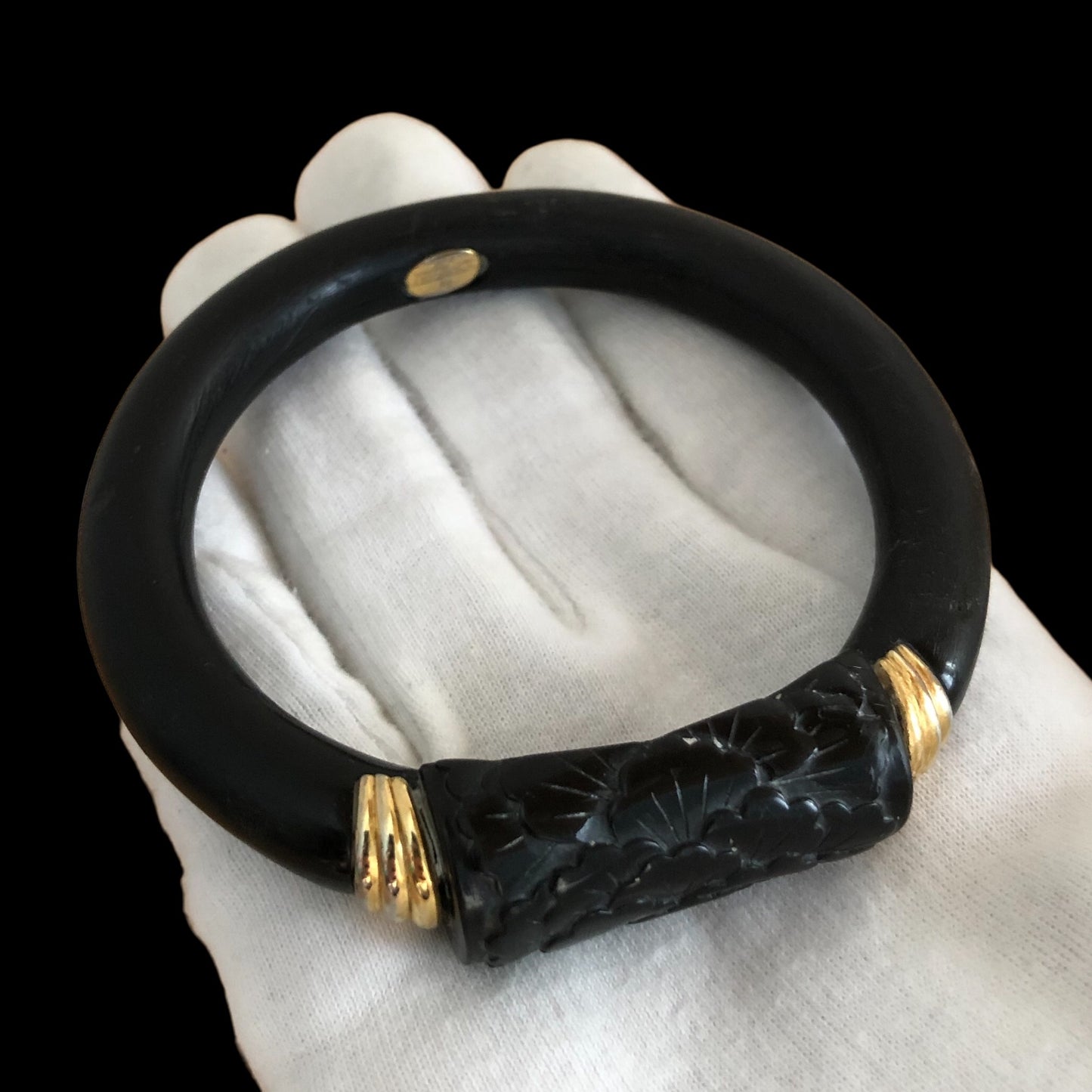 Bracelet signed “Givenchy”