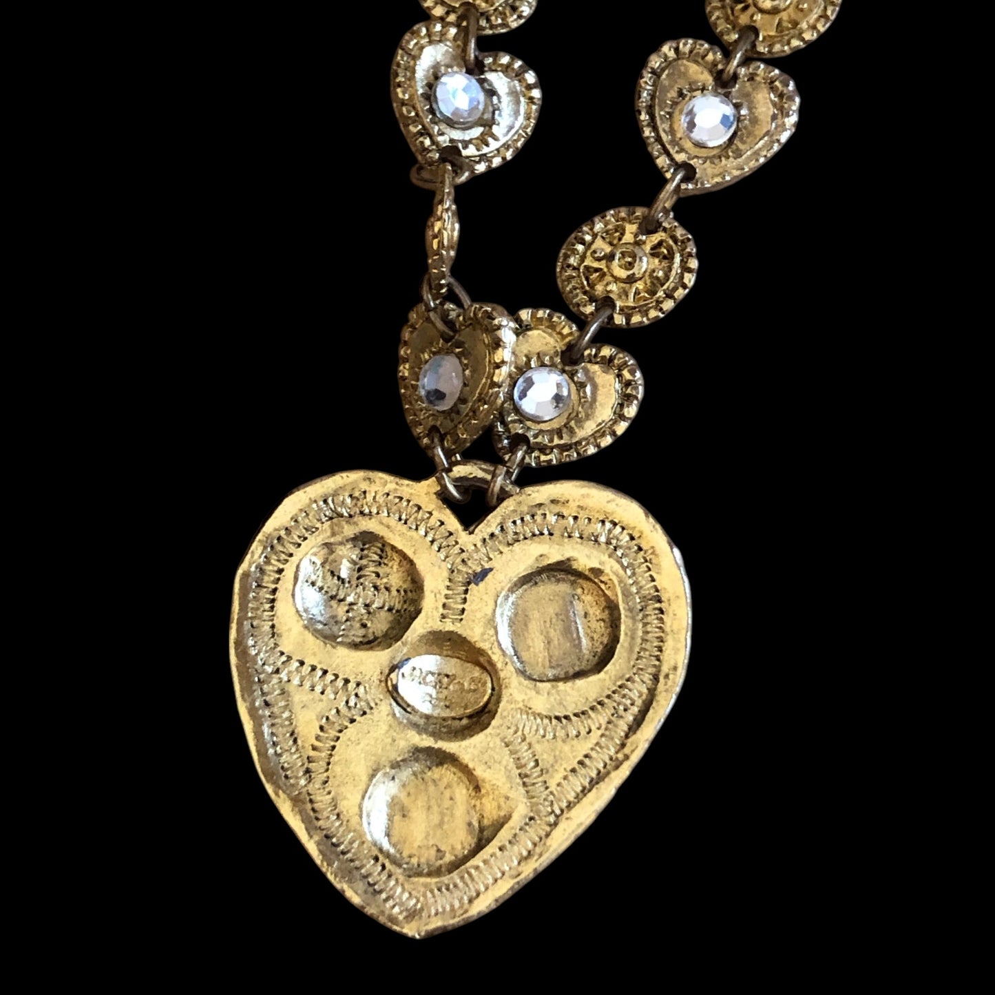 Necklace signed “Jacky de G”
