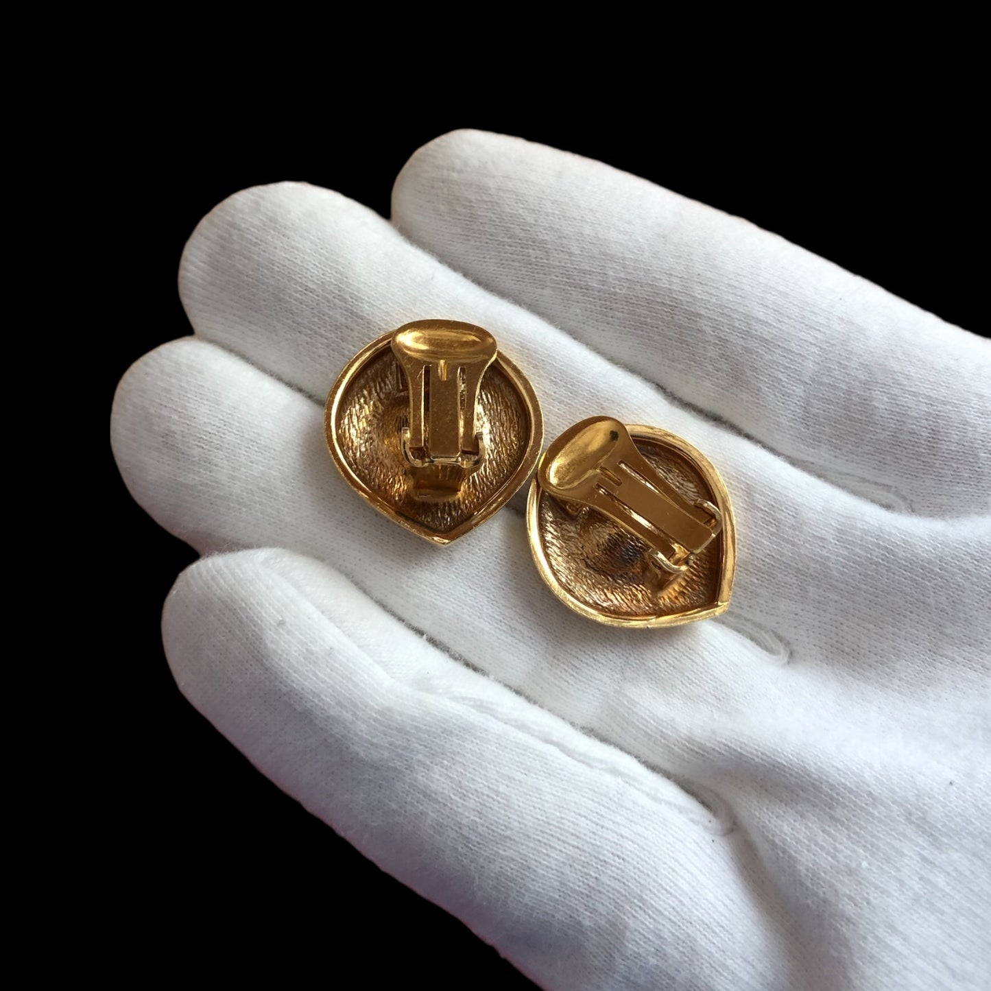 Clip earrings signed "Lanvin Paris"