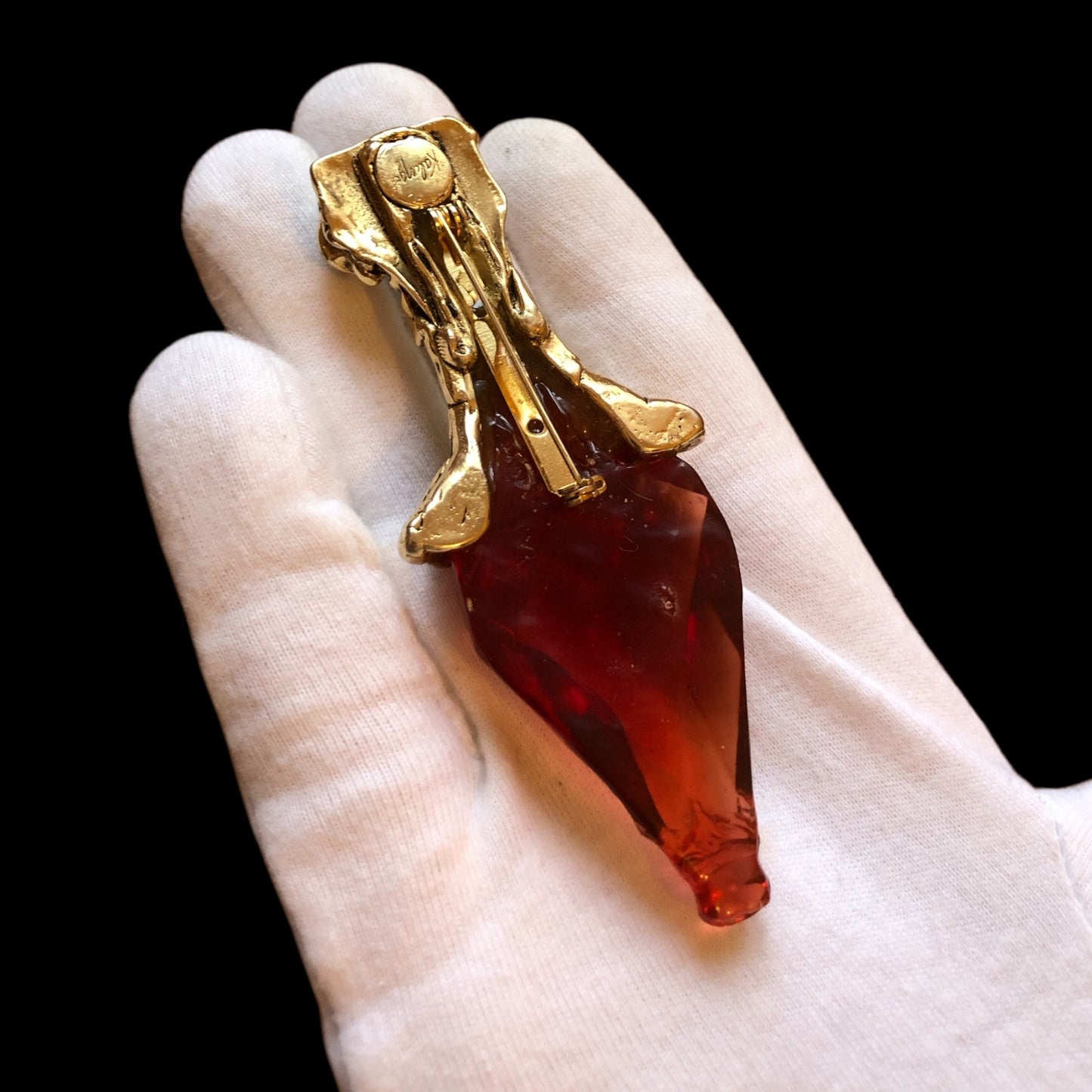Brooch signed “Kalinger Paris”