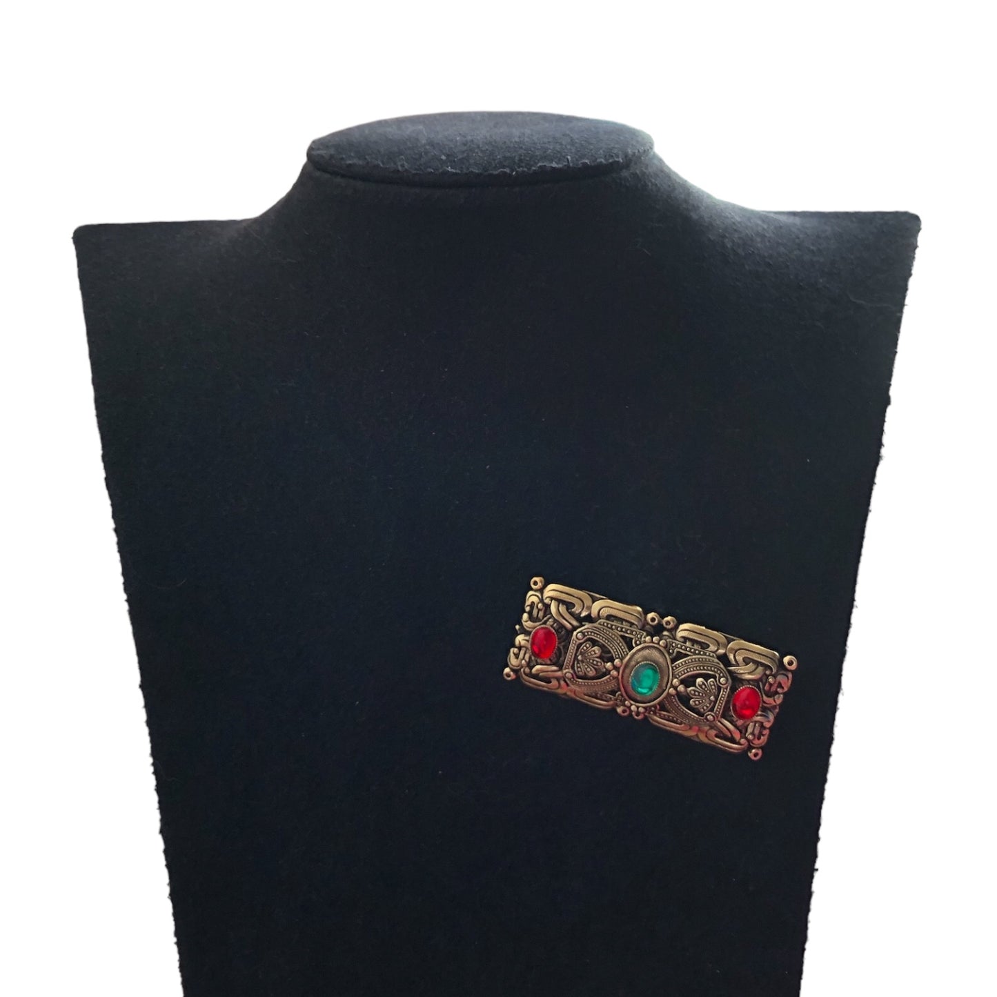 Brooch signed "Gil d’Agena"