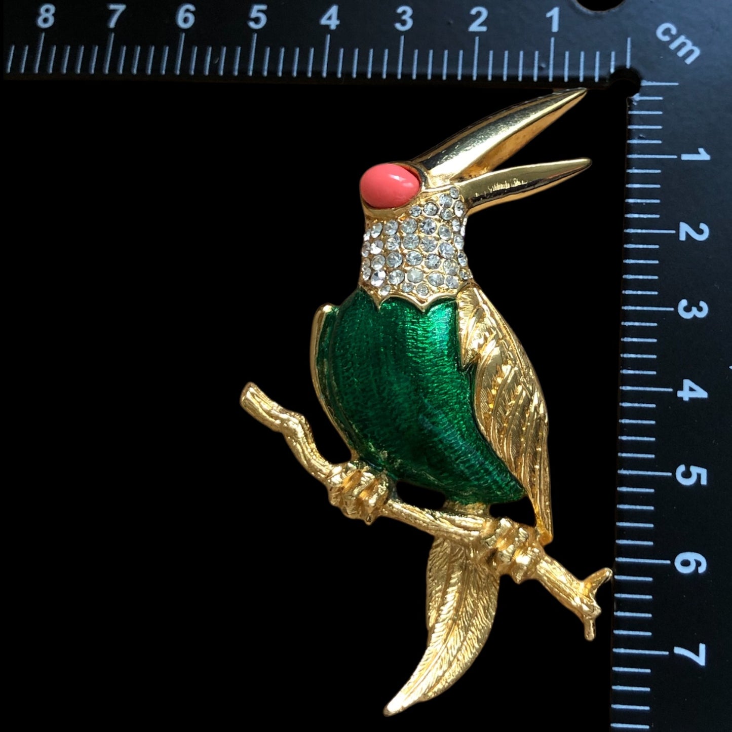 Brooch signed “Carven”