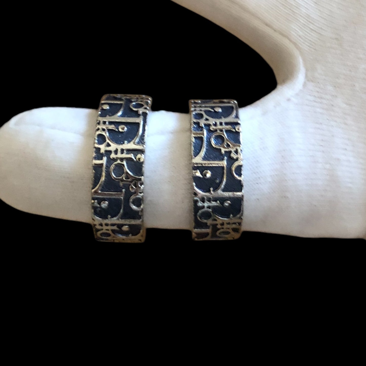 Clip earrings signed “Dior”