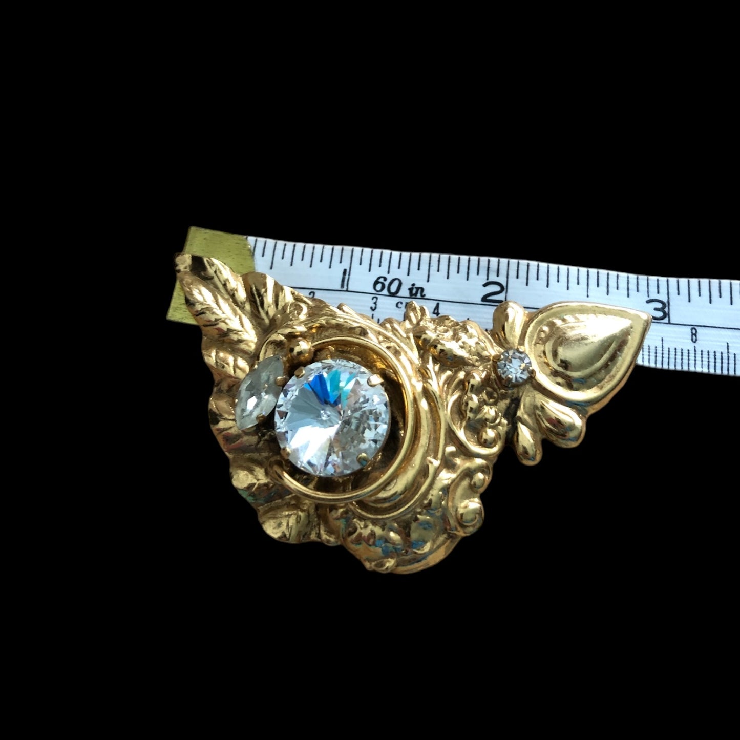 Brooch signed "Mony Art"