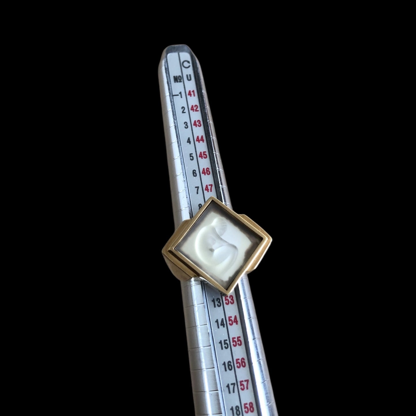 Ring signed “Lalique”