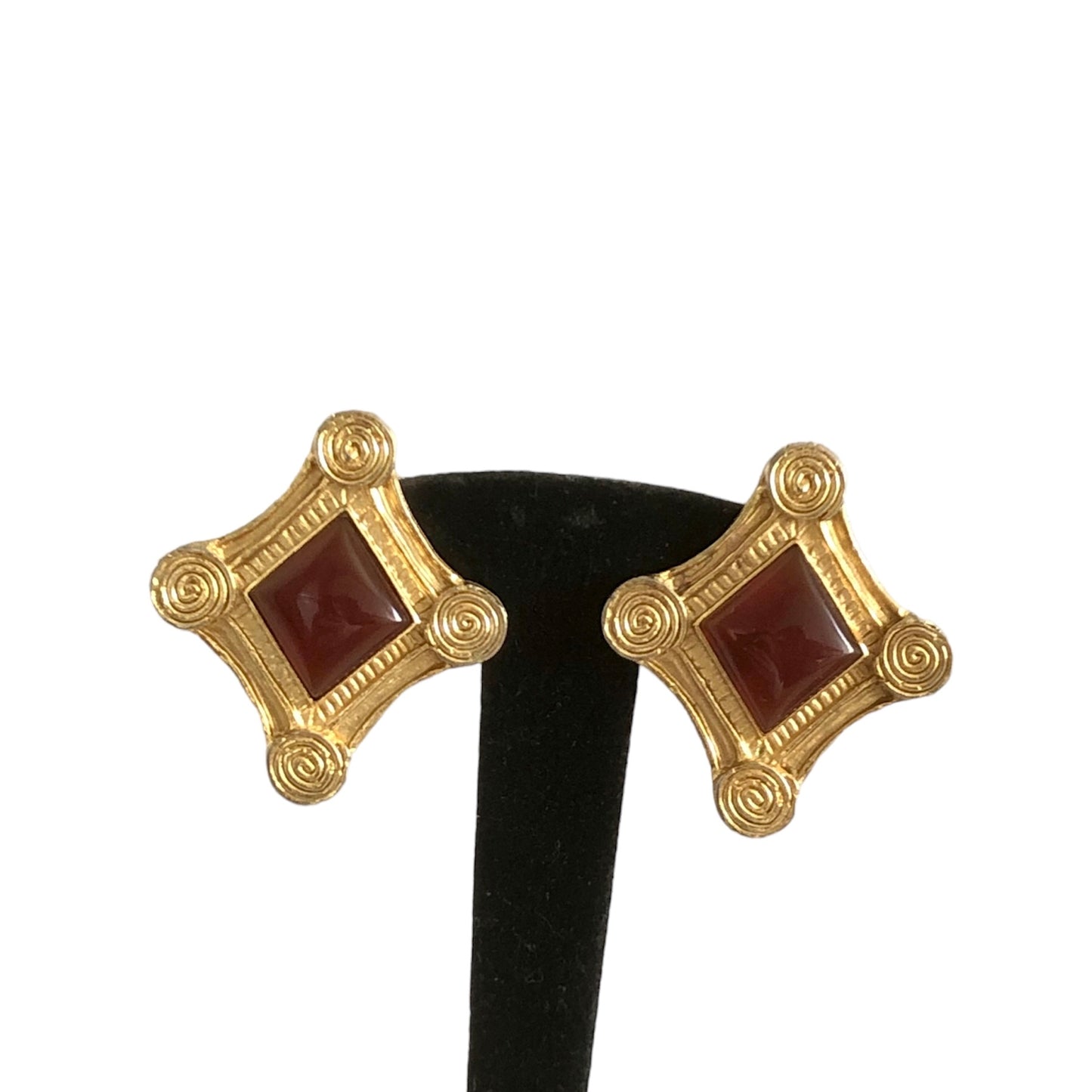 Clip earrings signed "Vendôme"