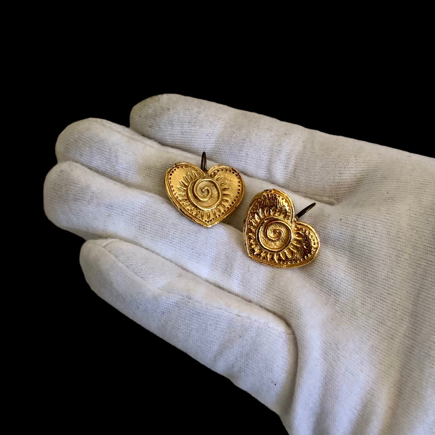 Earrings signed "Kookaï Paris"