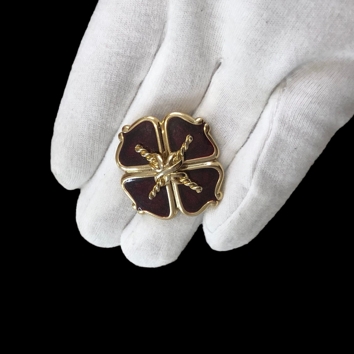 Brooch signed "Guy Laroche"