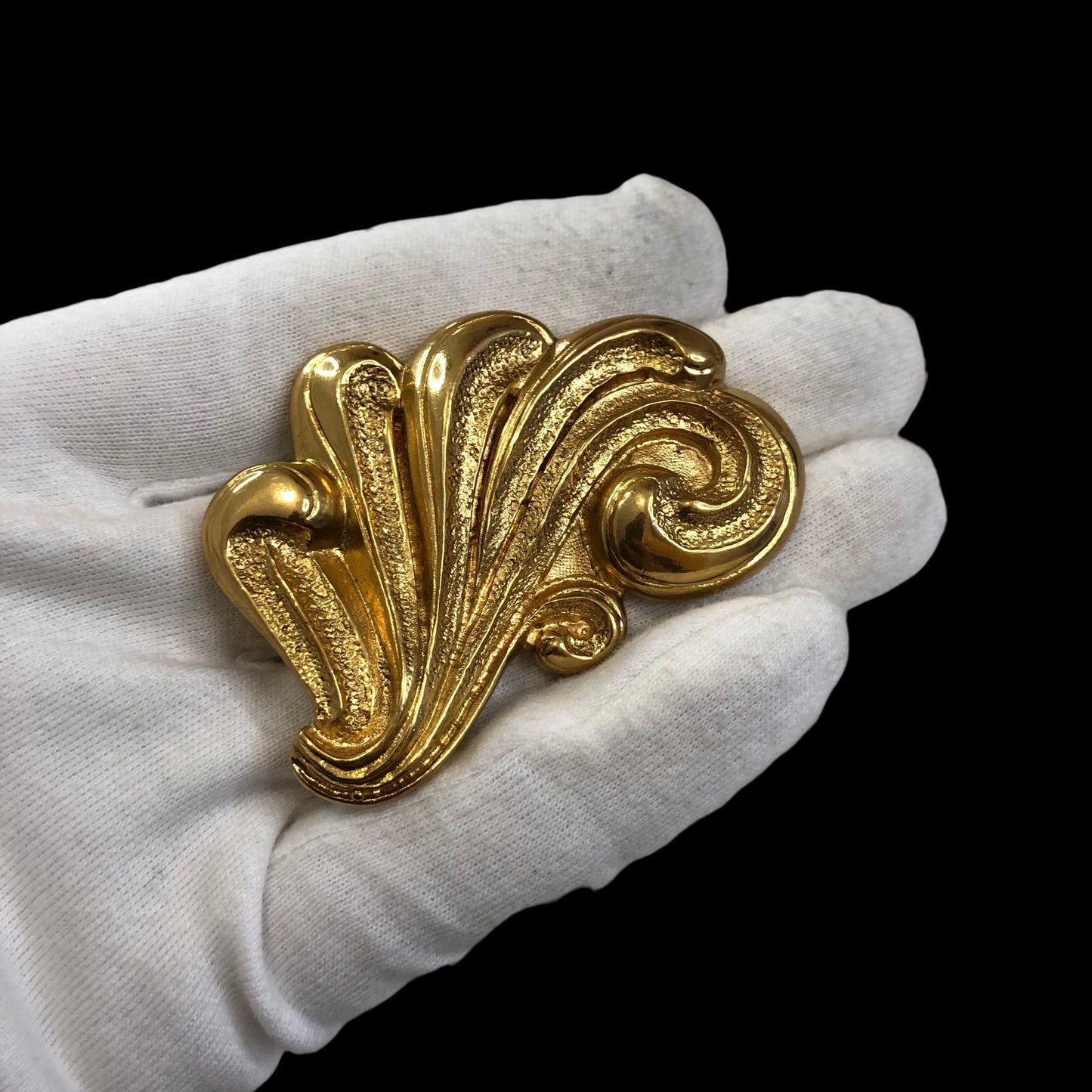 Brooch signed "Scherrer Paris"