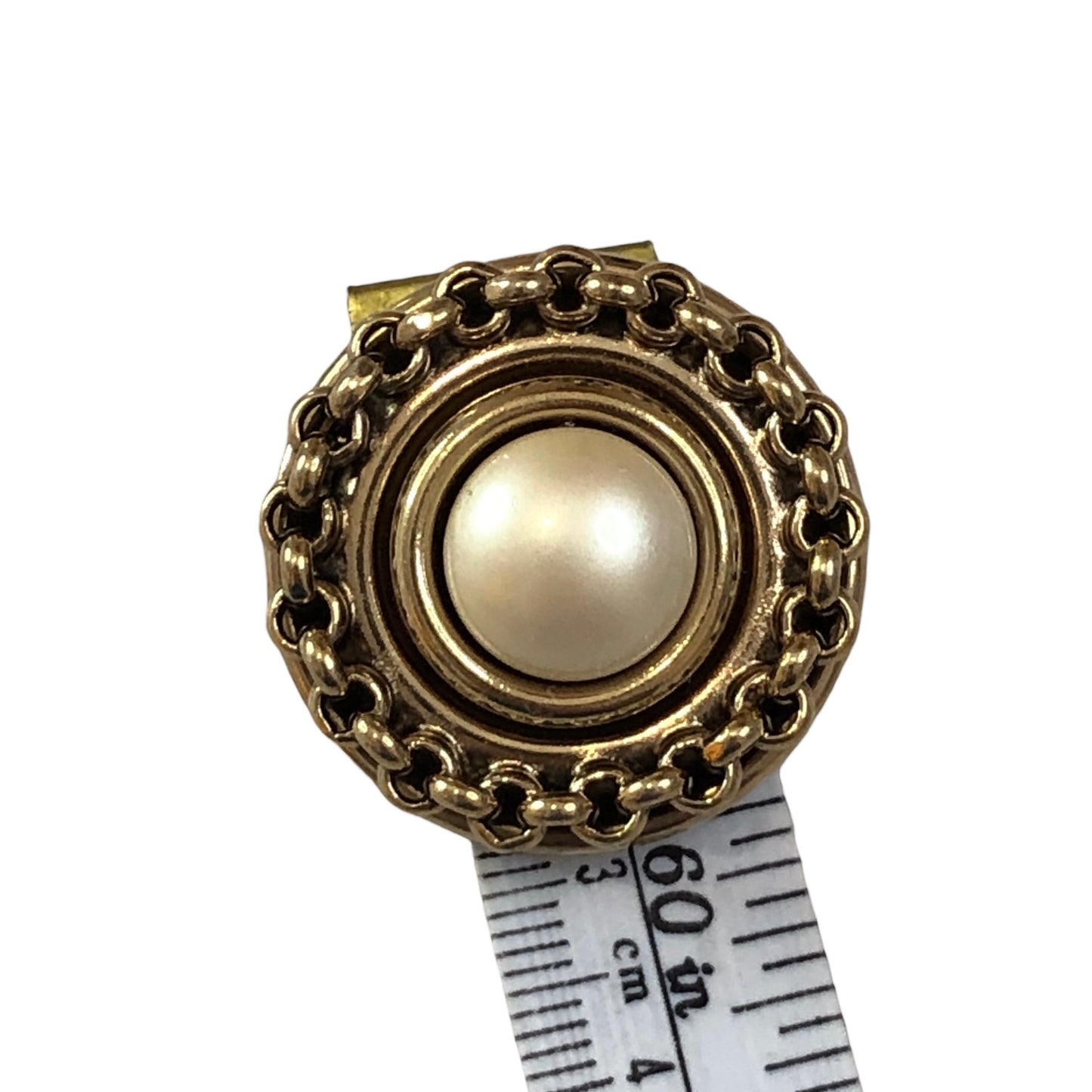 Clip earrings signed "Gil D'Agena"