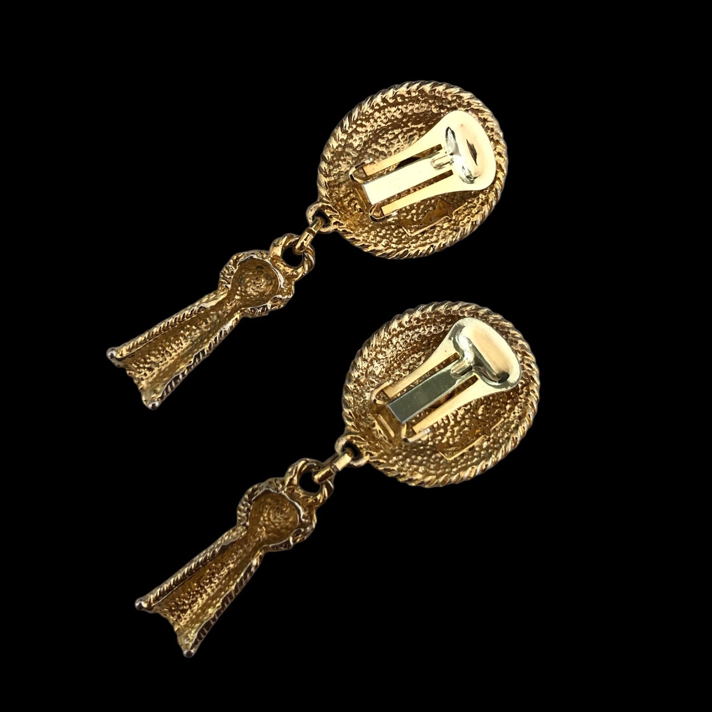 Clip earrings signed “David Grau”