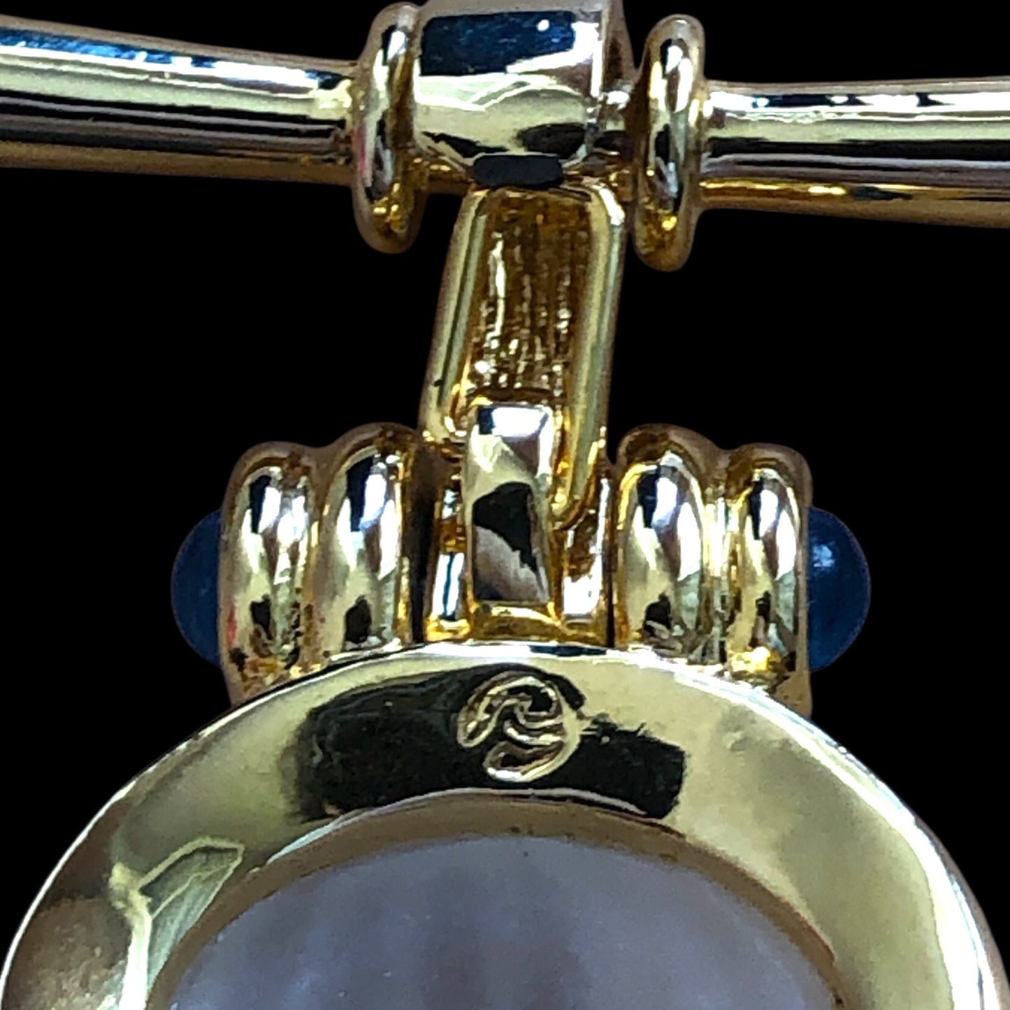 Brooch signed “Lalique”