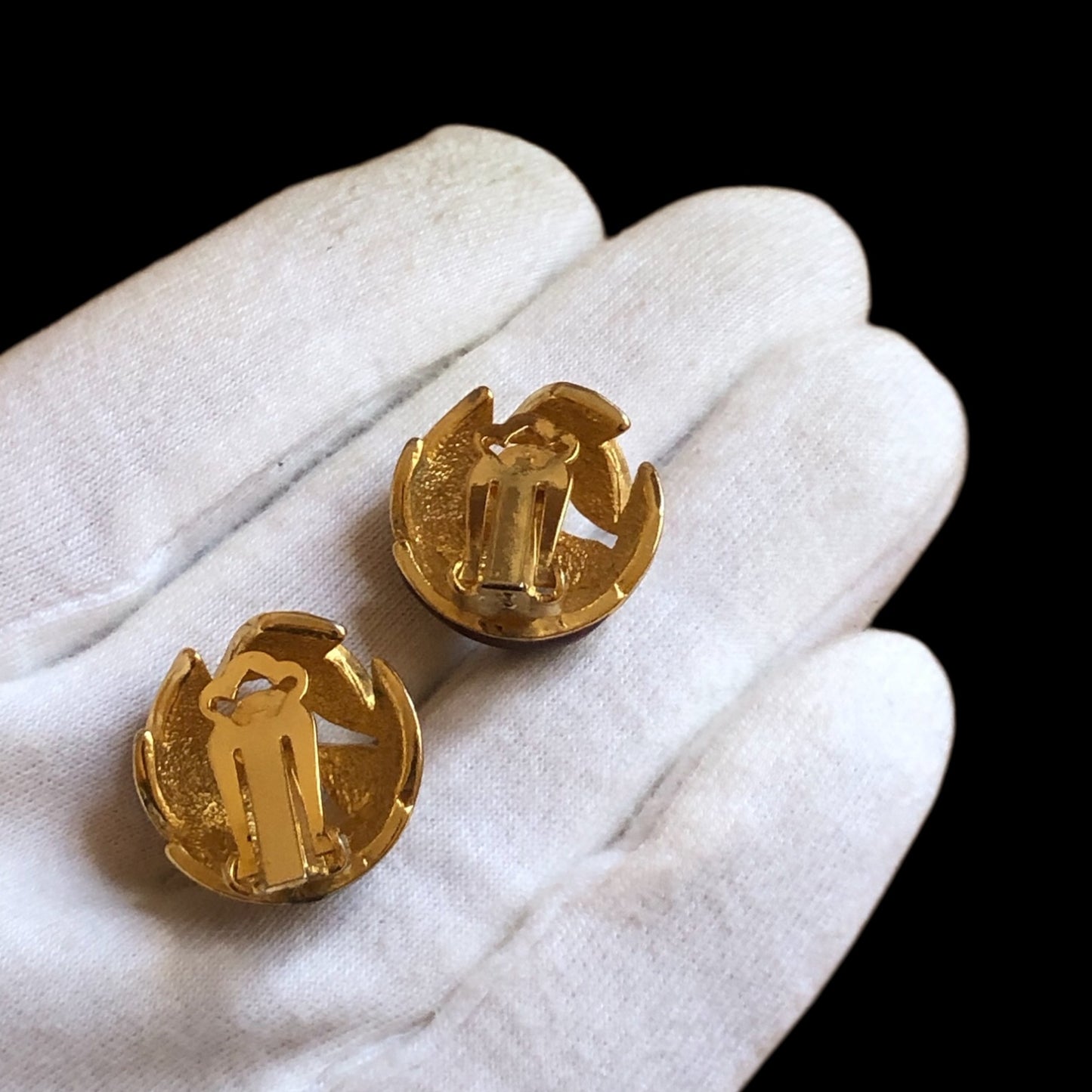 Clip earrings signed “Balenciaga”