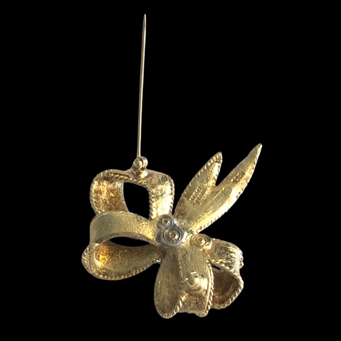 Brooch signed “Carven”