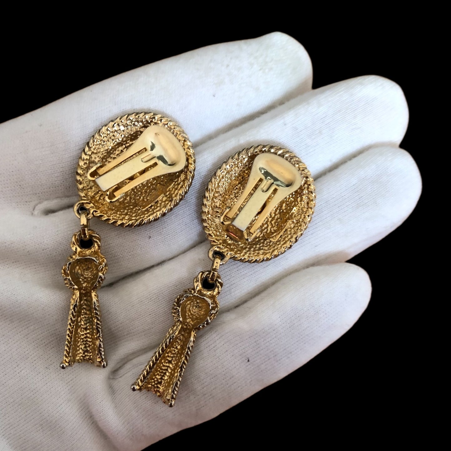Clip earrings signed “David Grau”