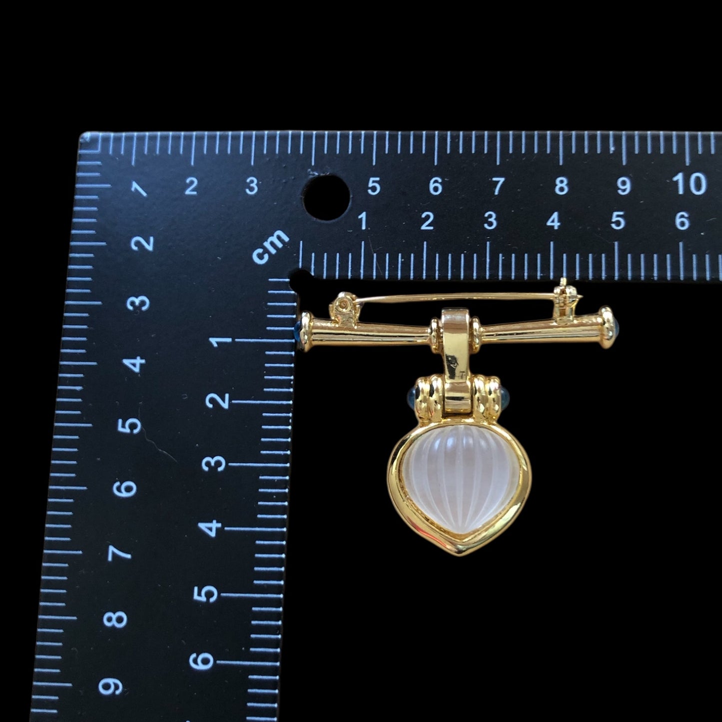 Brooch signed “Lalique”