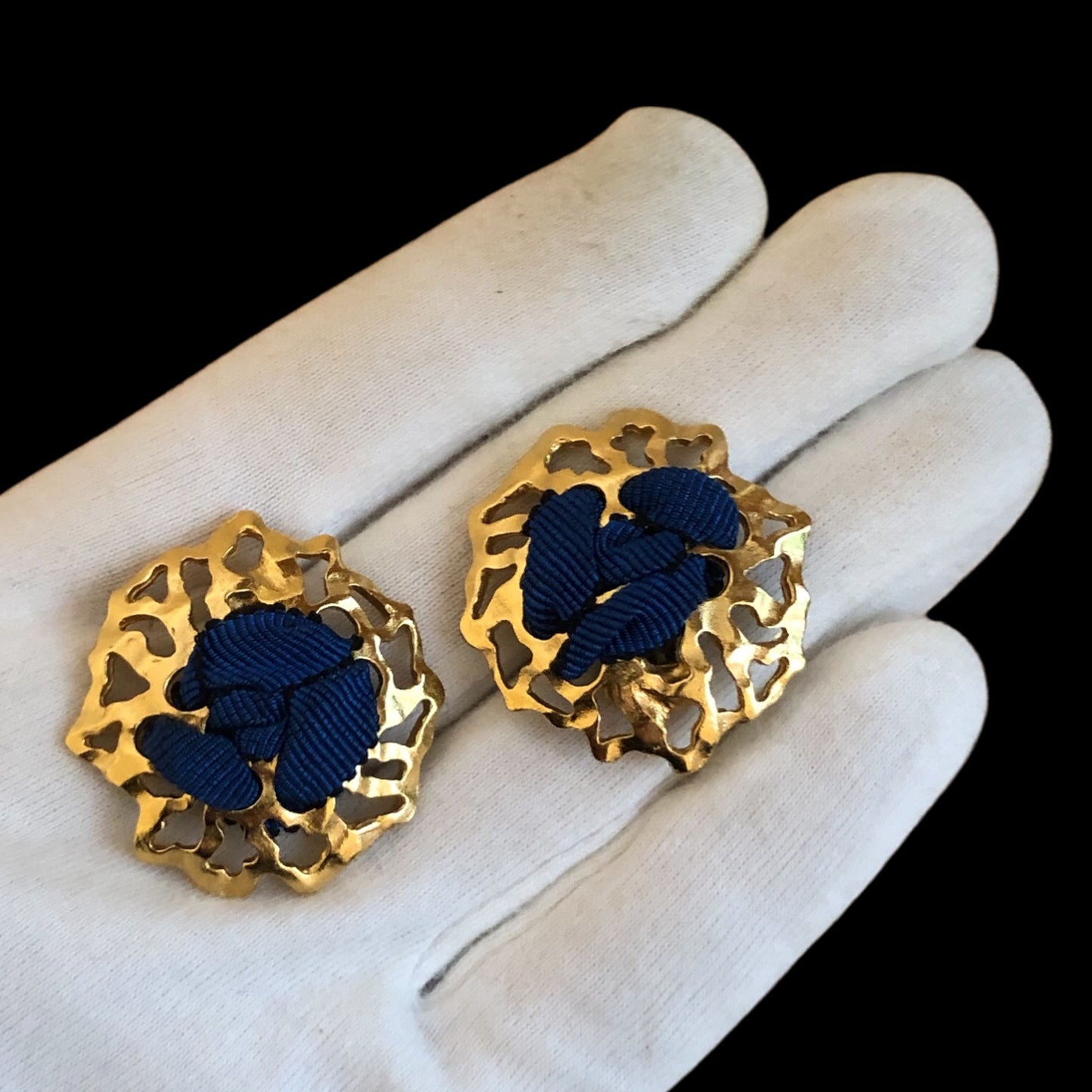 Clip earrings signed “Atalante”