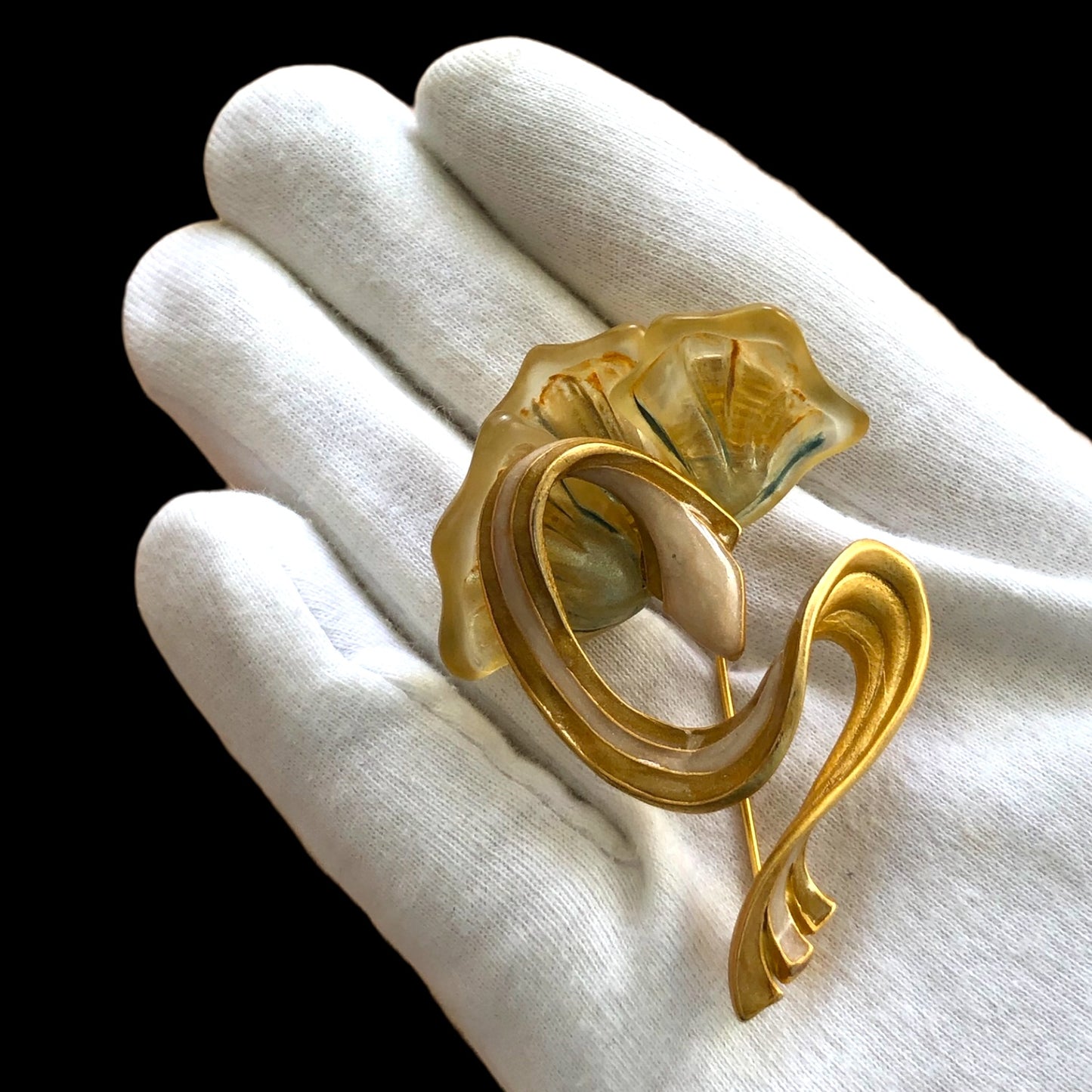 Brooch signed “Ungaro”