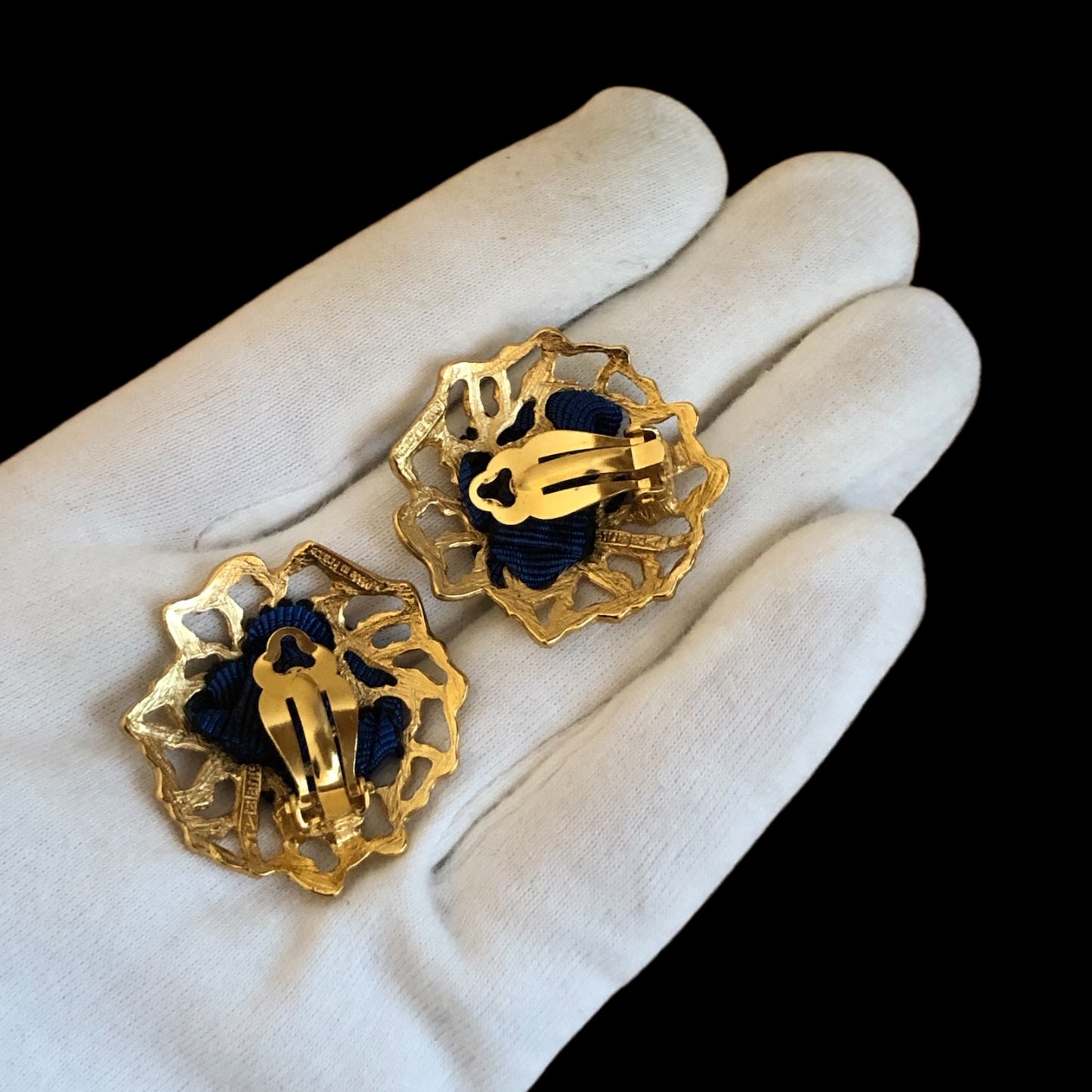 Clip earrings signed “Atalante”