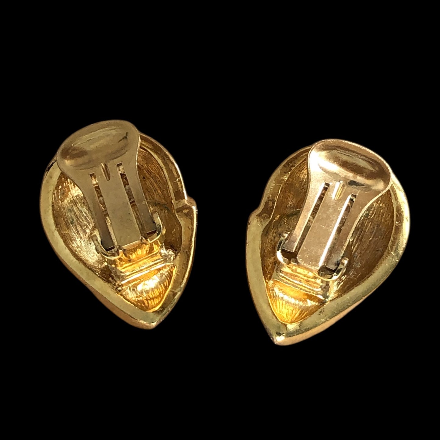 Clip earrings signed “Lanvin”