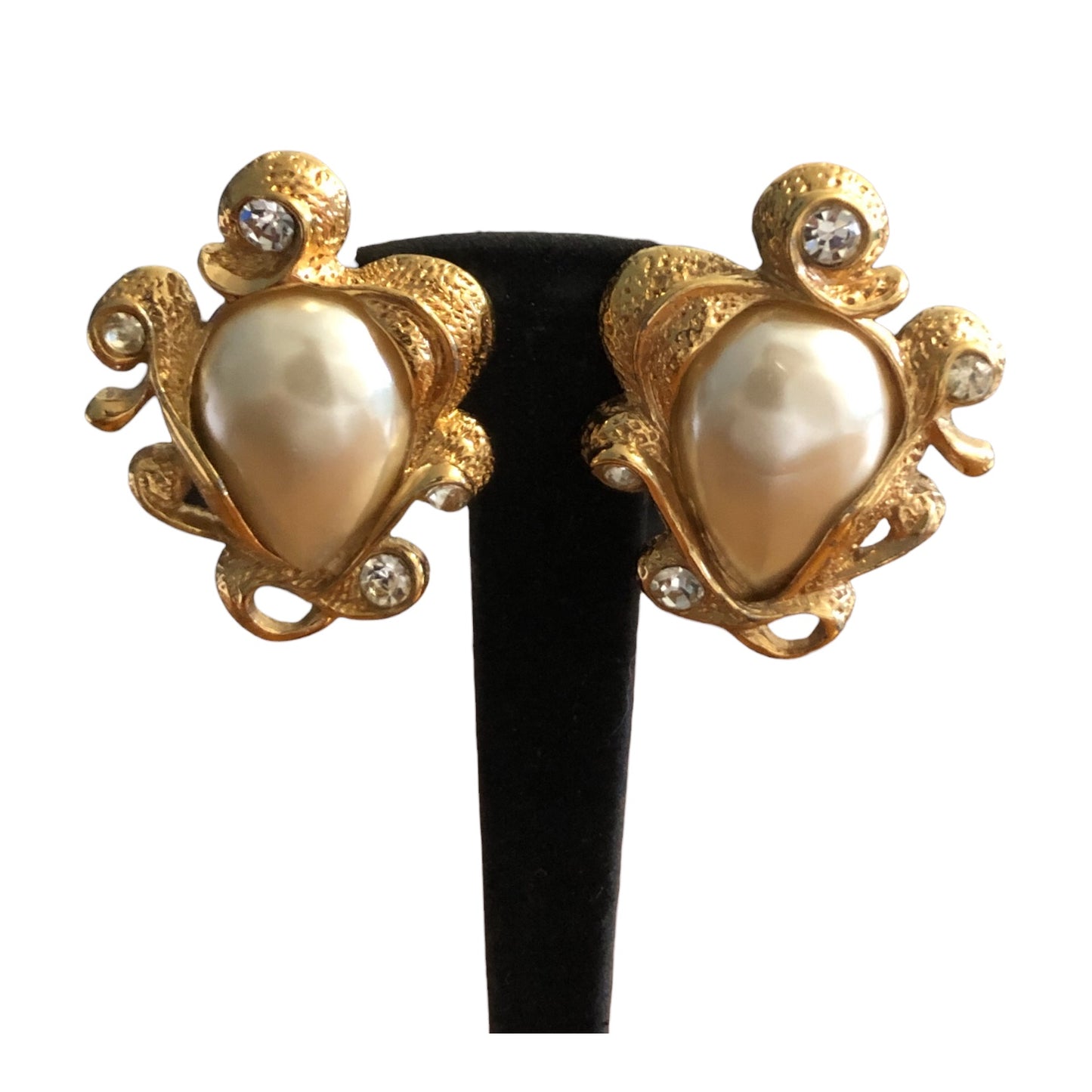 Clip earrings signed “Guy Laroche”