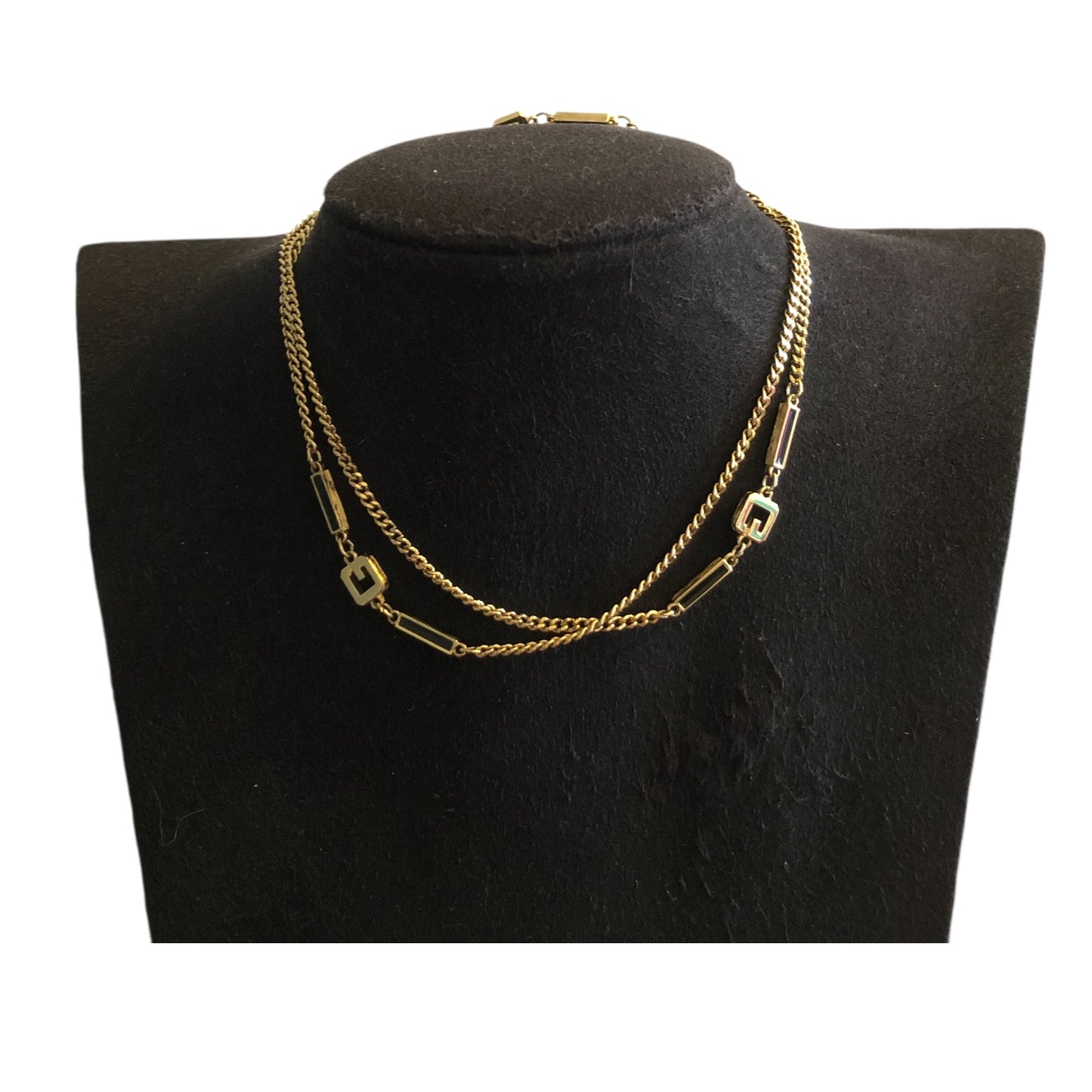 Necklace signed “Givenchy”