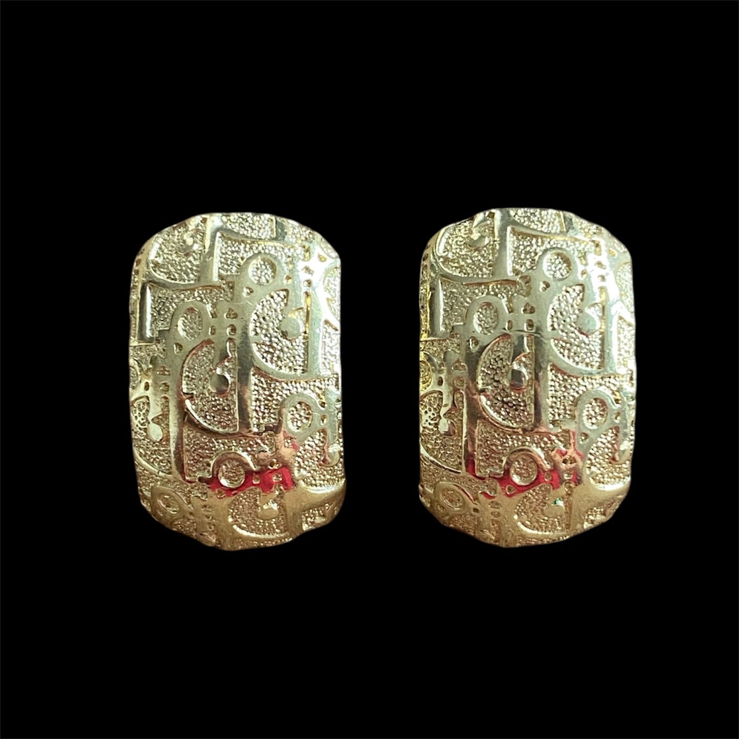 Clip earrings signed “Dior”