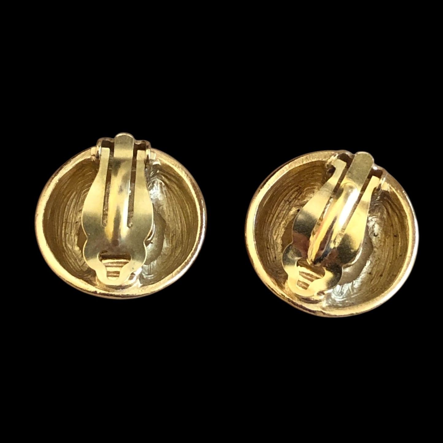 Clip earrings signed “Kenzo”