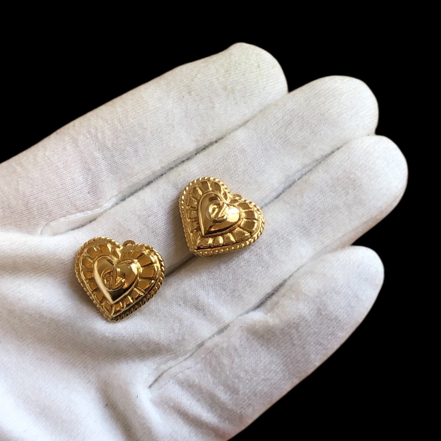 Clip earrings signed “Guy Laroche”