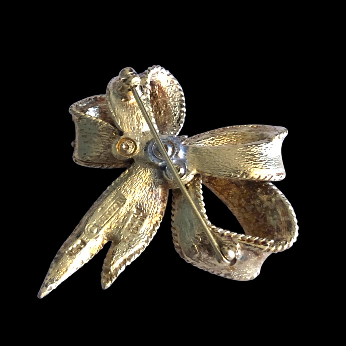 Brooch signed “Carven”