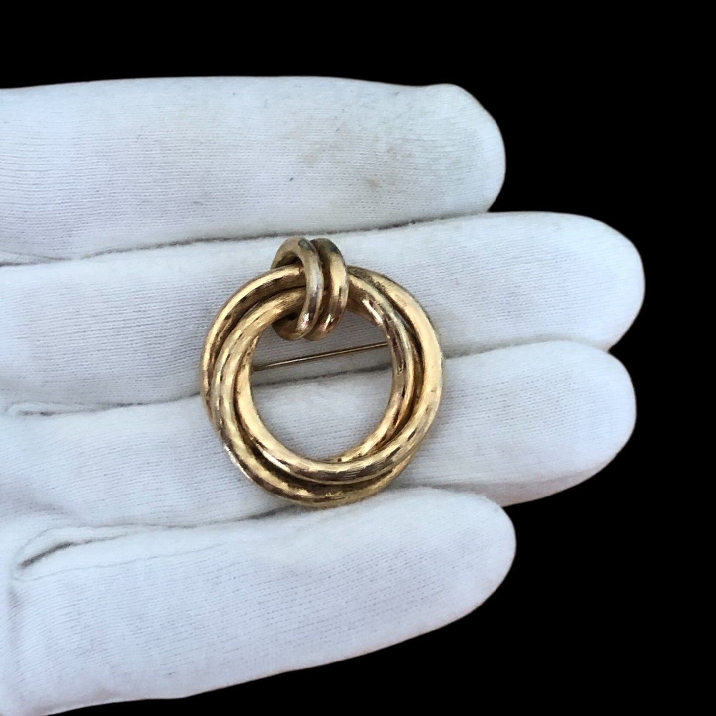 Brooch signed “Grossé 1962”