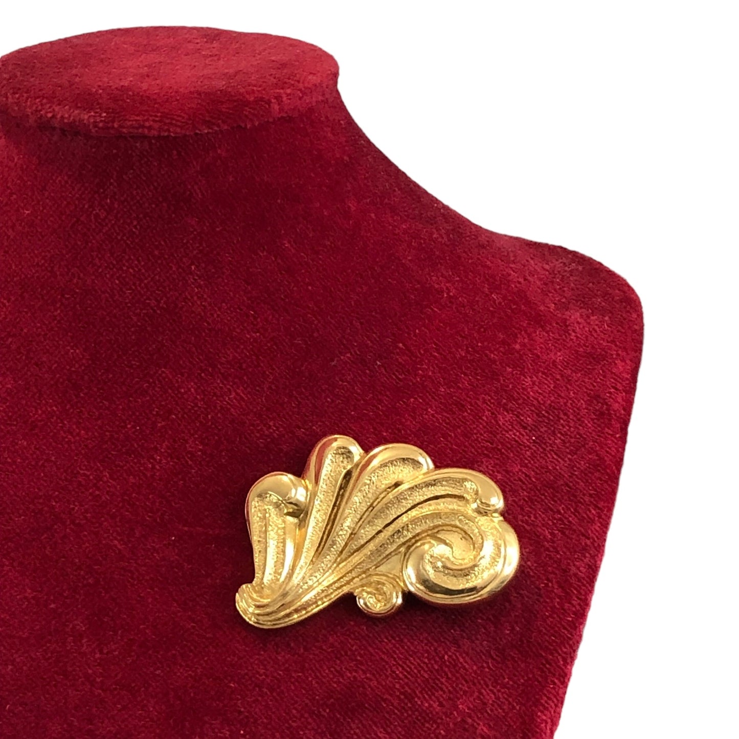 Brooch signed "Scherrer Paris"